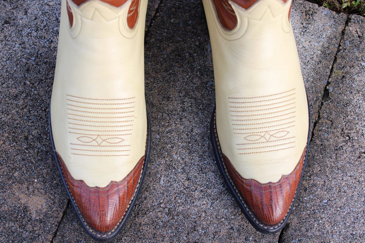 Beige Urban Cowboy Wingtip